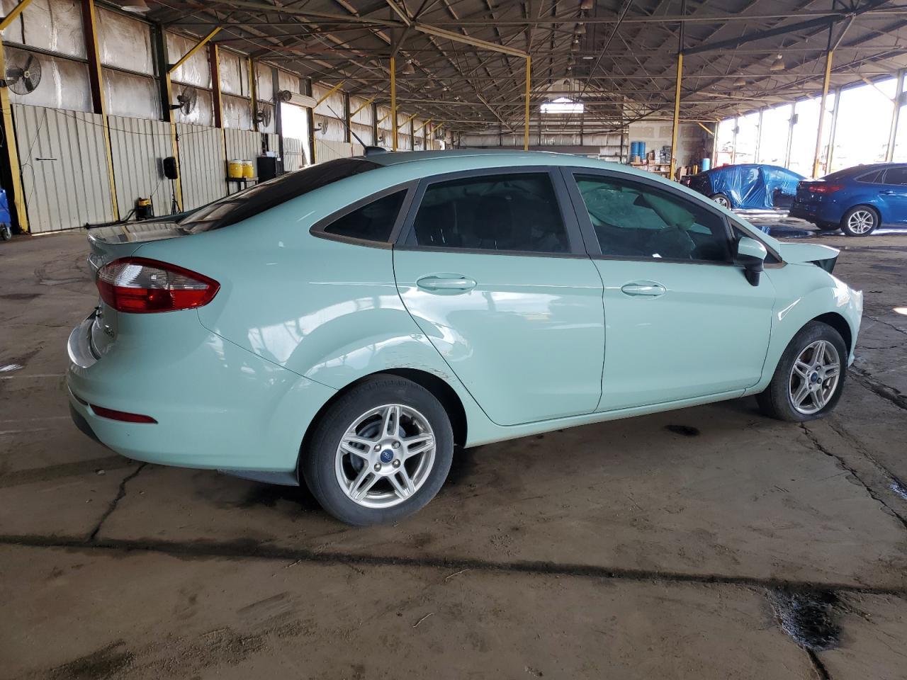 2019 Ford Fiesta Se - Фото 3