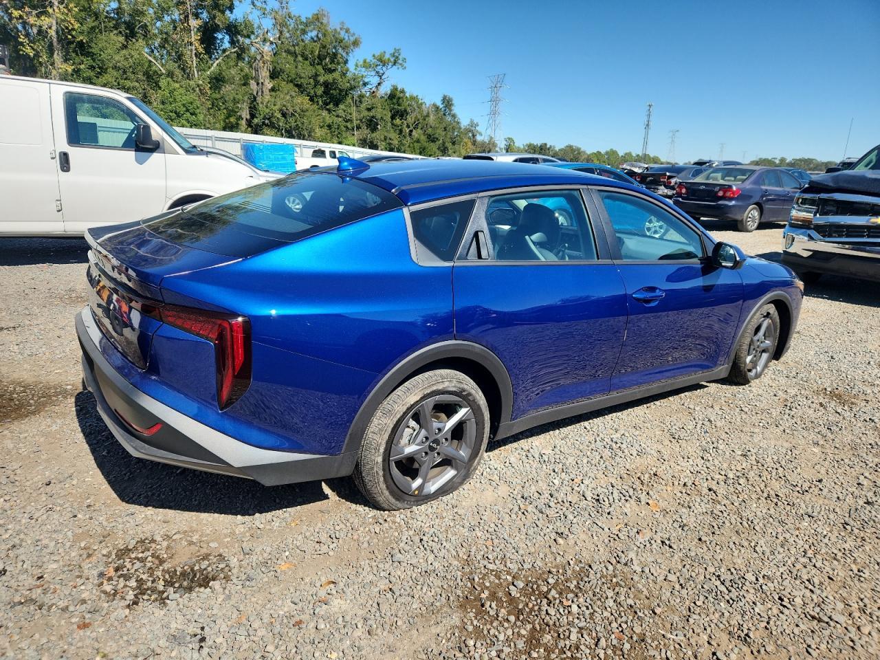 2025 Kia K4 Lx - Фото 3