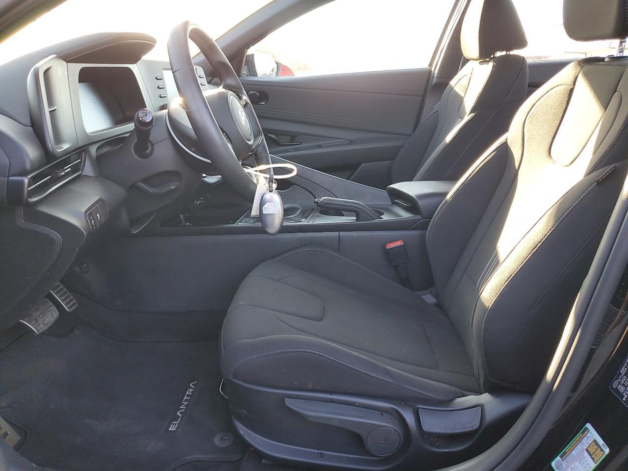 2025 Hyundai Elantra Sel Sport - Image 7