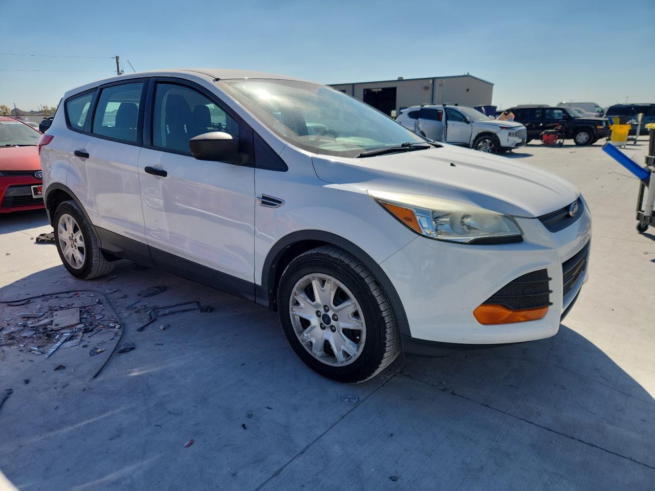 2014 Ford Escape S - Фото 4