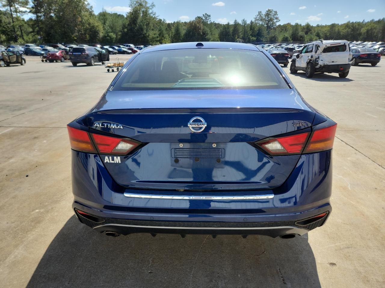 2022 Nissan Altima Sr - Image 6