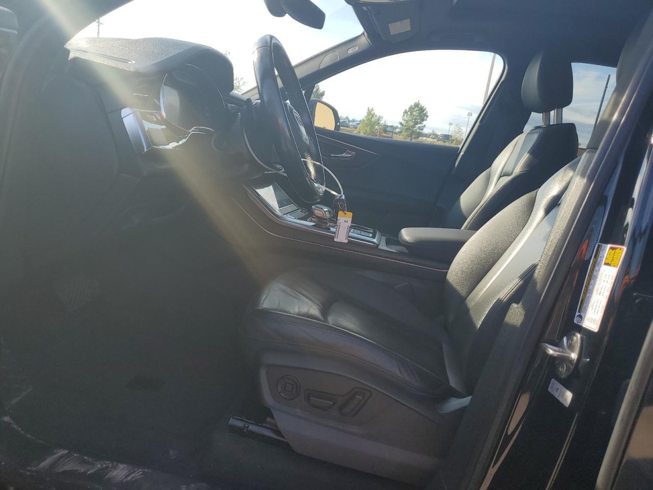 2020 Audi Q7 Premium Plus - Фото 7