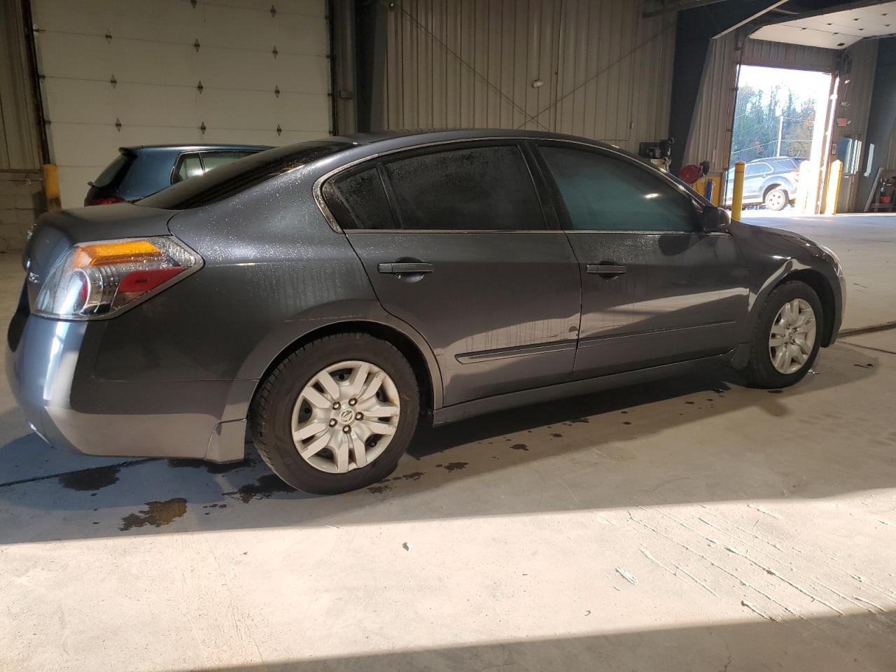 2009 Nissan Altima 2.5 - Фото 3