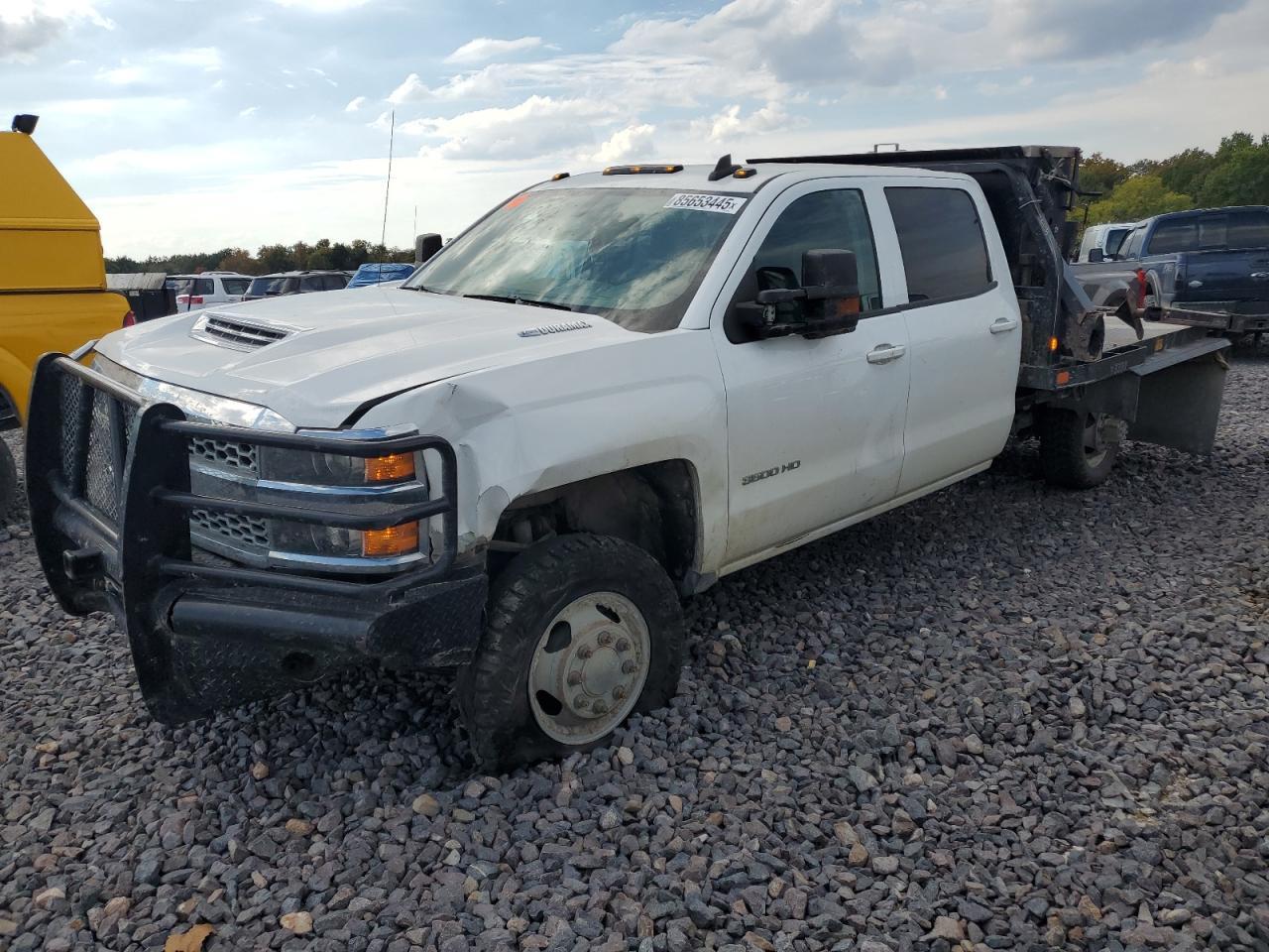 2019 Chevrolet Silverado Flat Bed Truck