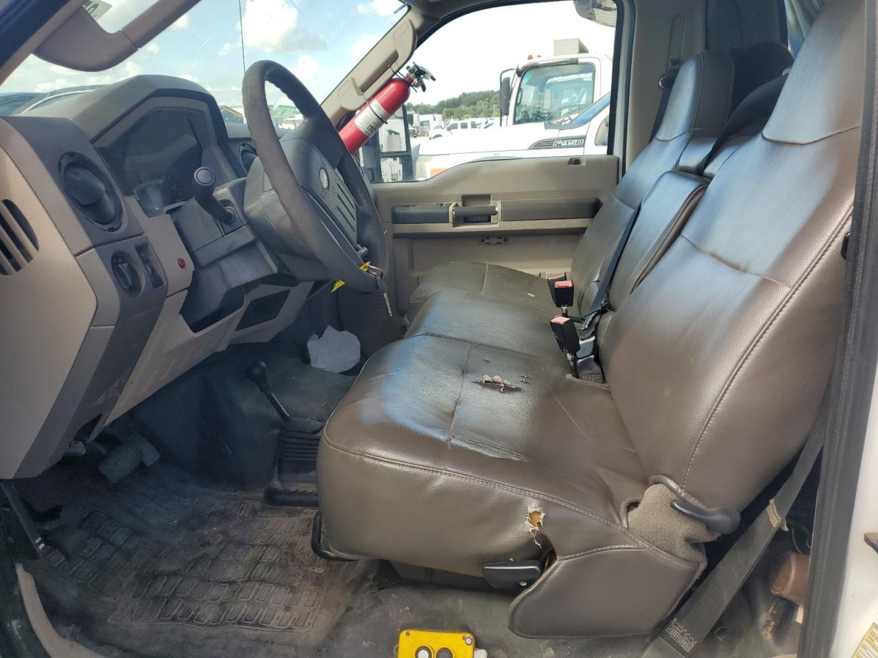2009 Ford F550 Super Duty - Фото 7