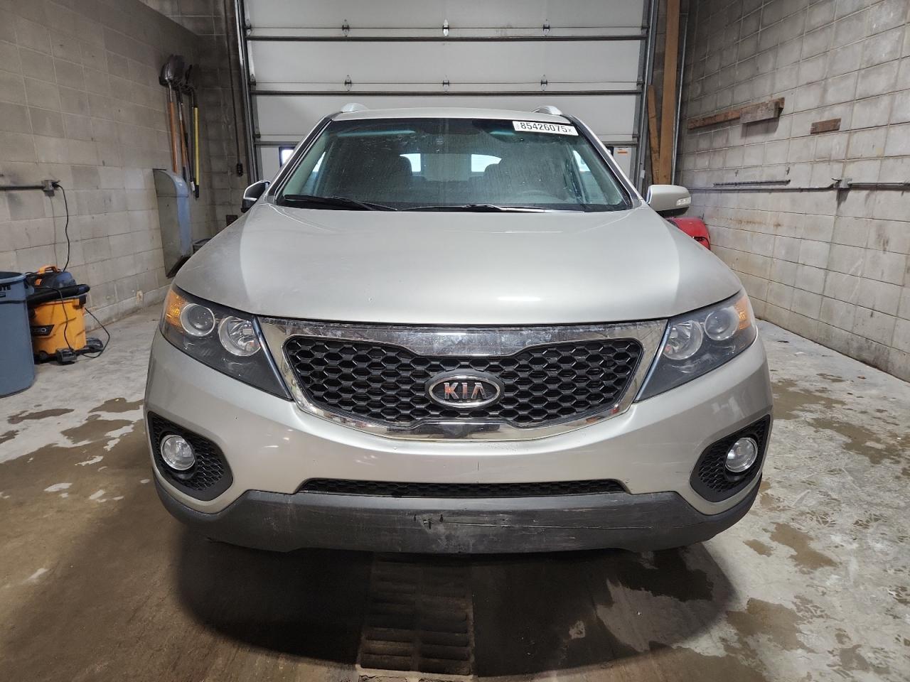 2013 Kia Sorento Lx - Image 5