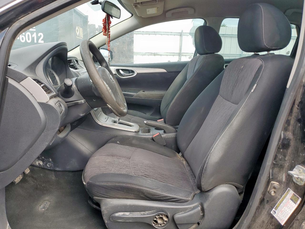 2014 Nissan Sentra S - Image 7