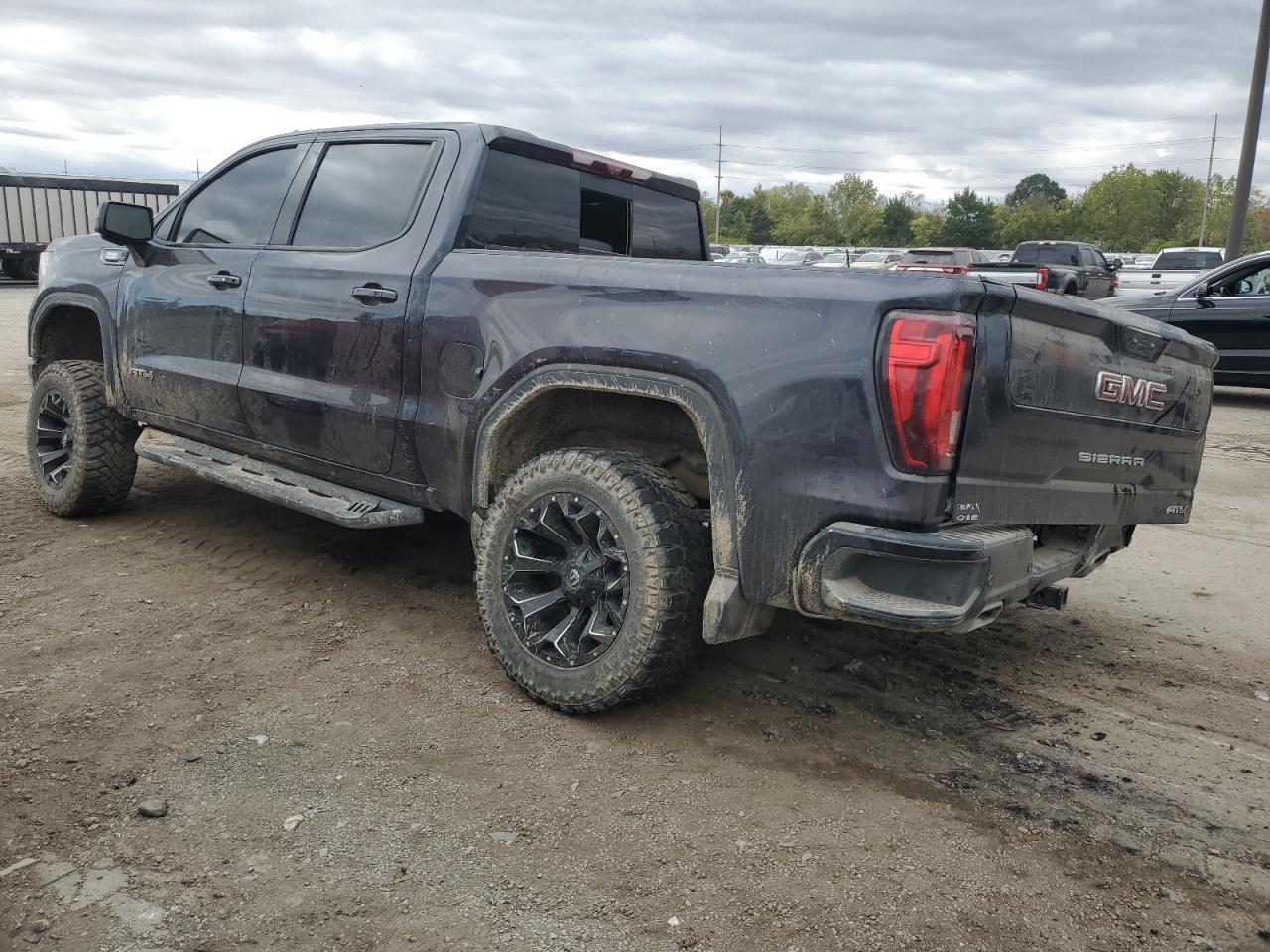2022 GMC Sierra K1500 At4 - Image 2