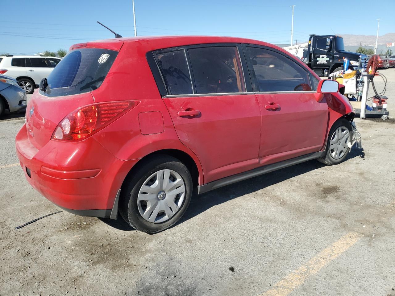 2012 Nissan Versa S - Фото 3