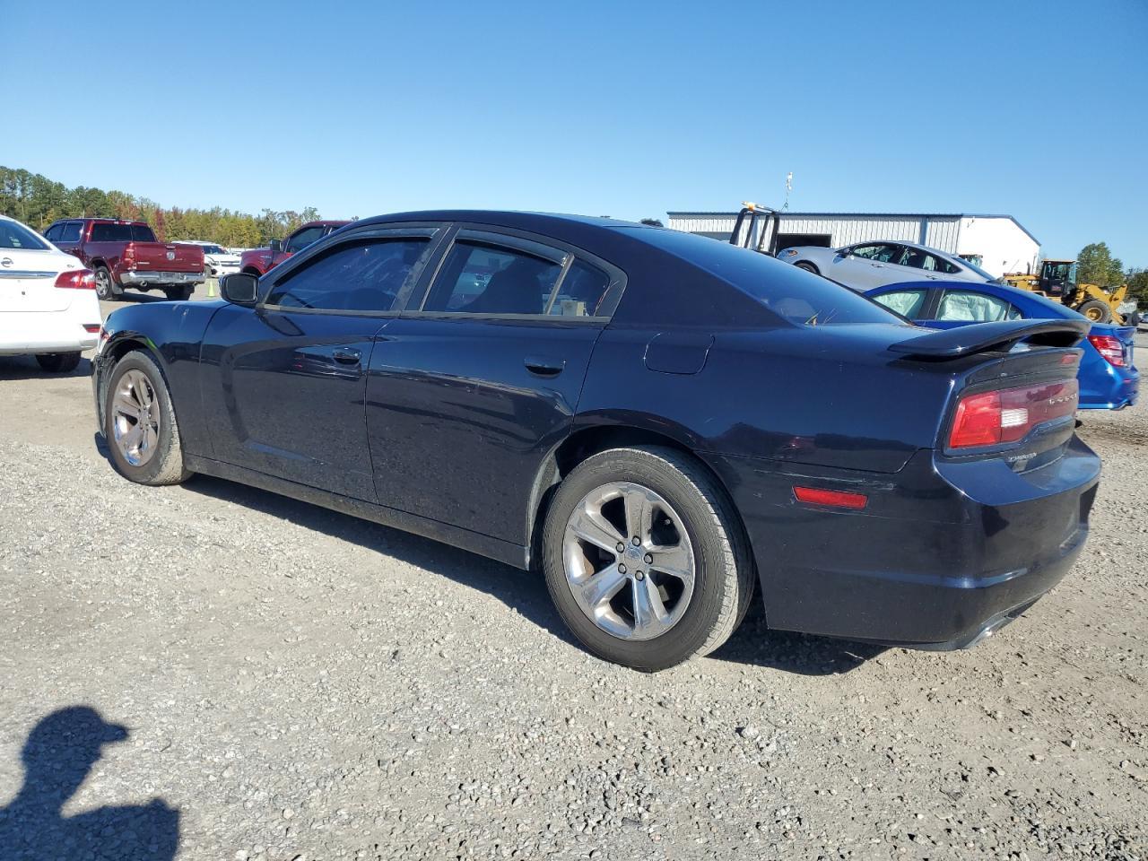 2012 Dodge Charger Sxt - Image 2