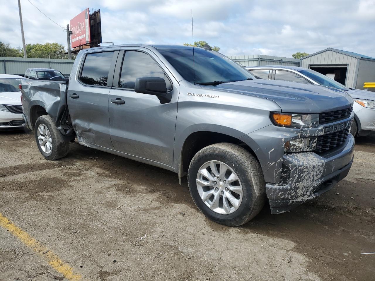 2022 Chevrolet Silverado Ltd K1500 Custom - Фото 4