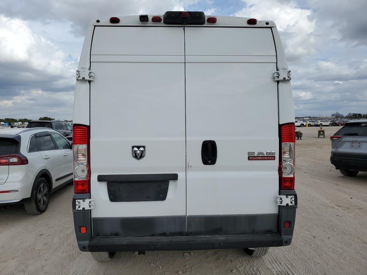 2017 Ram Promaster 1500 1500 High - Фото 6