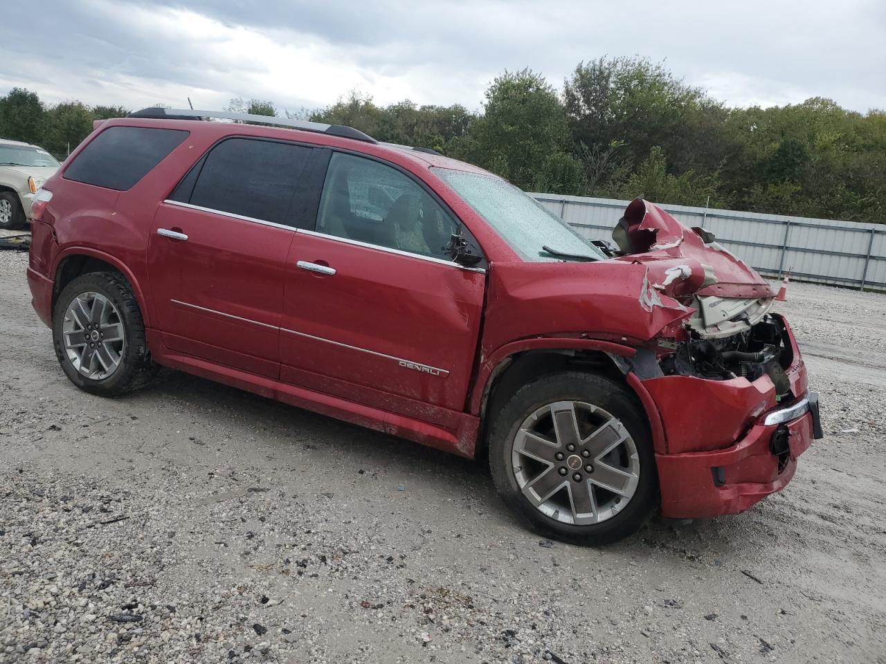2012 GMC Acadia Denali - Image 4