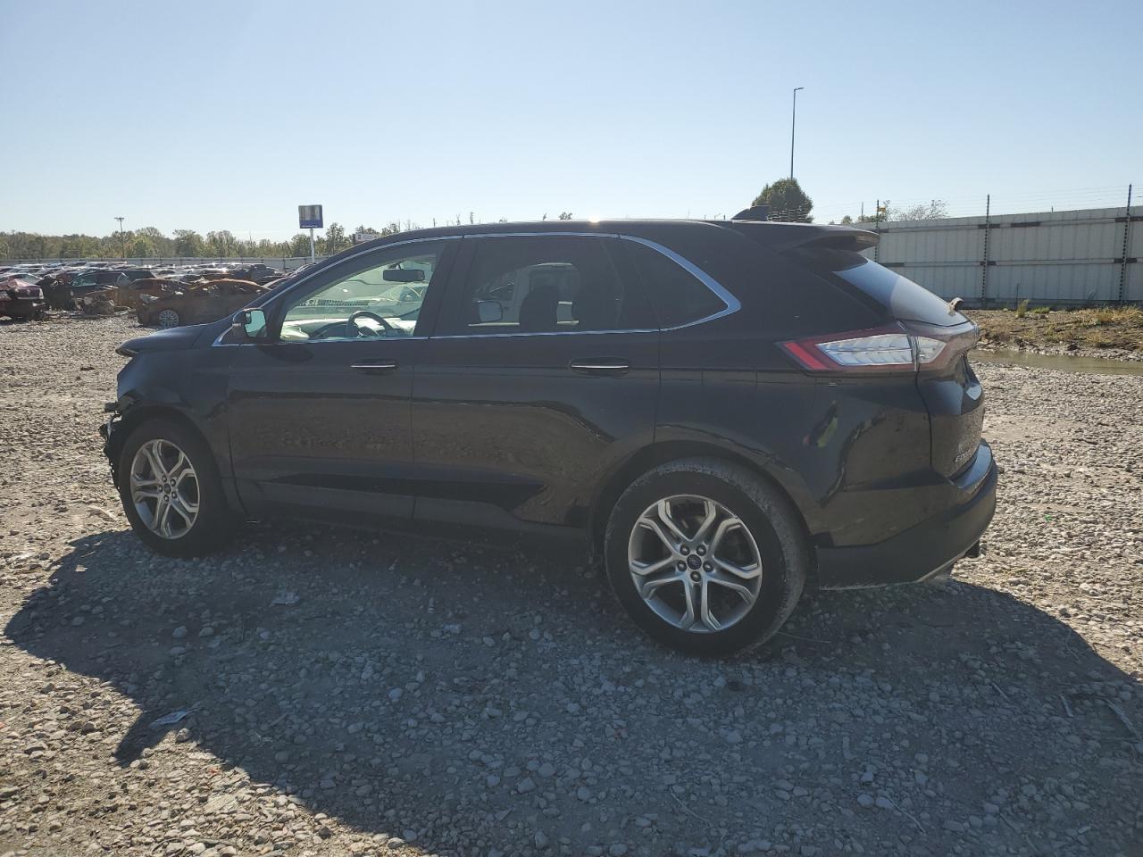 2018 Ford Edge Titanium - Фото 2