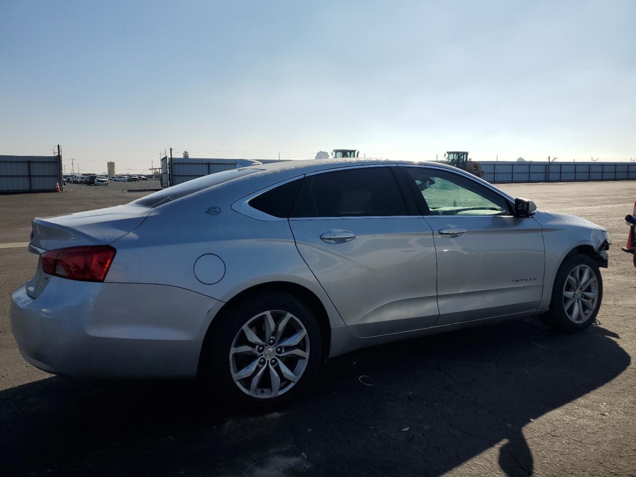 2018 Chevrolet Impala Lt - Фото 3