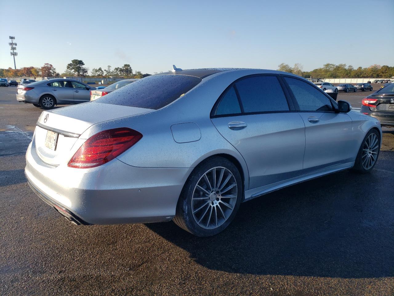 2015 Mercedes-Benz S 550 - Фото 3