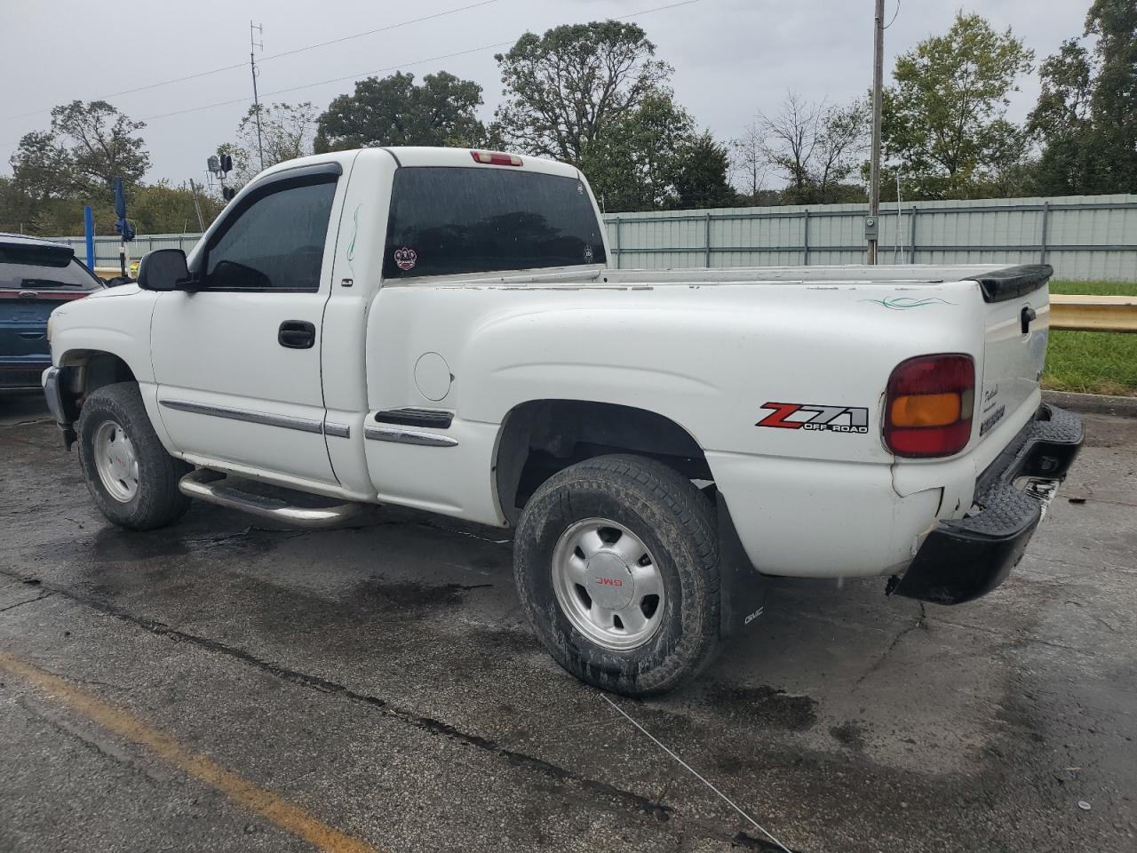 2002 GMC New Sierra K1500 - Фото 2