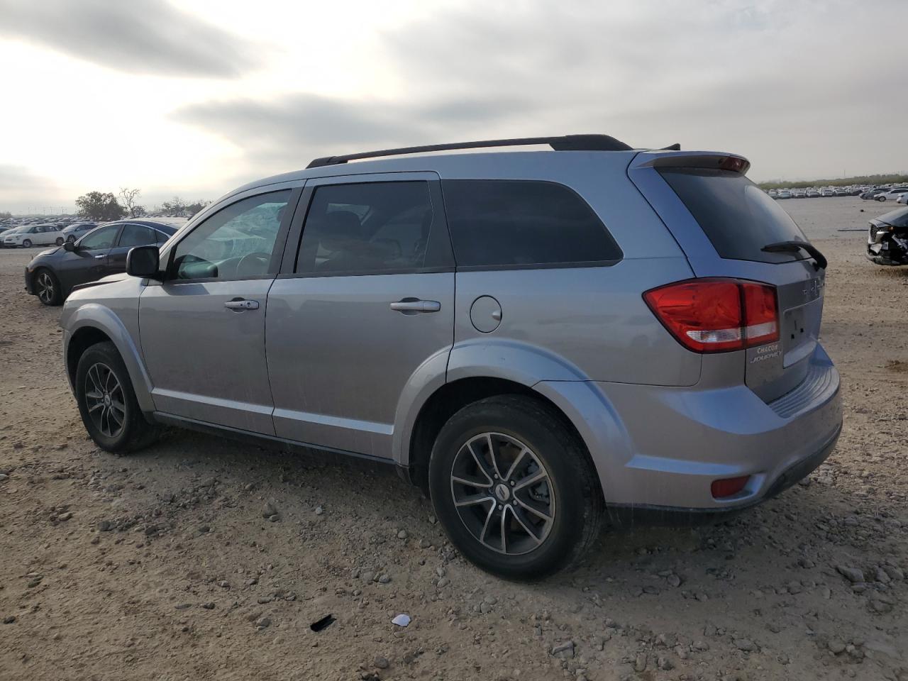 2019 Dodge Journey Se - Image 2