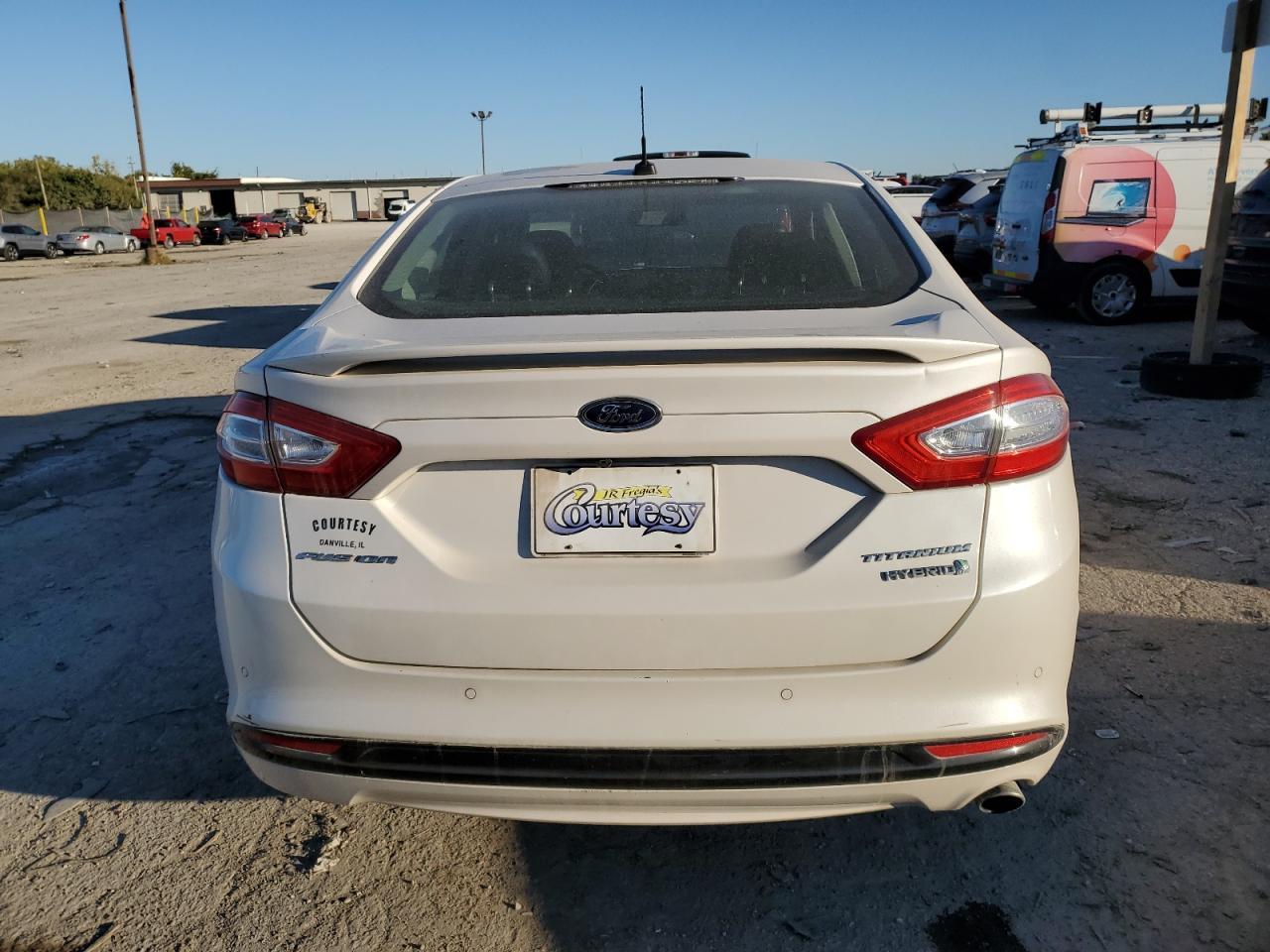 2013 Ford Fusion Titanium Hev - Фото 6