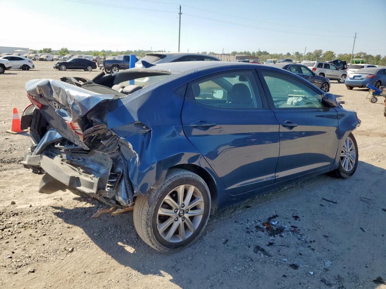 2015 Hyundai Elantra Se - Фото 3