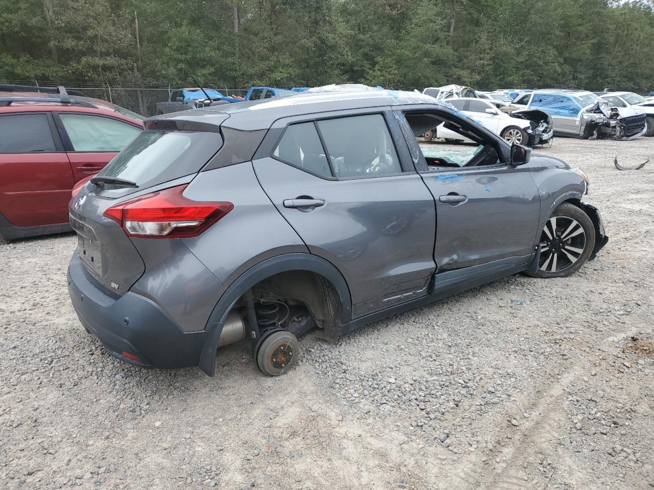 2020 Nissan Kicks Sv - Image 3