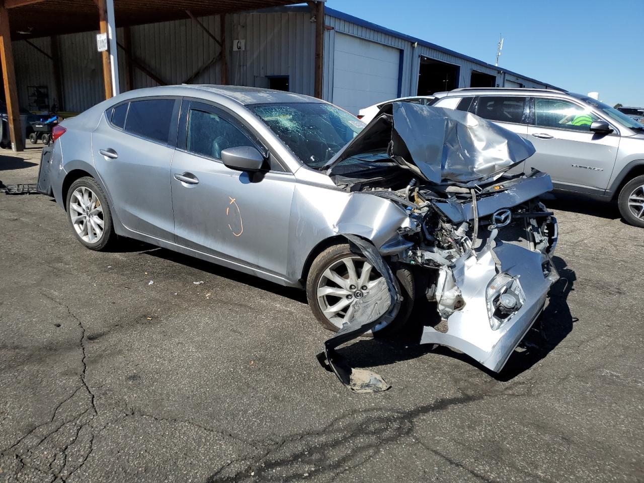 2015 Mazda 3 Touring - Фото 4