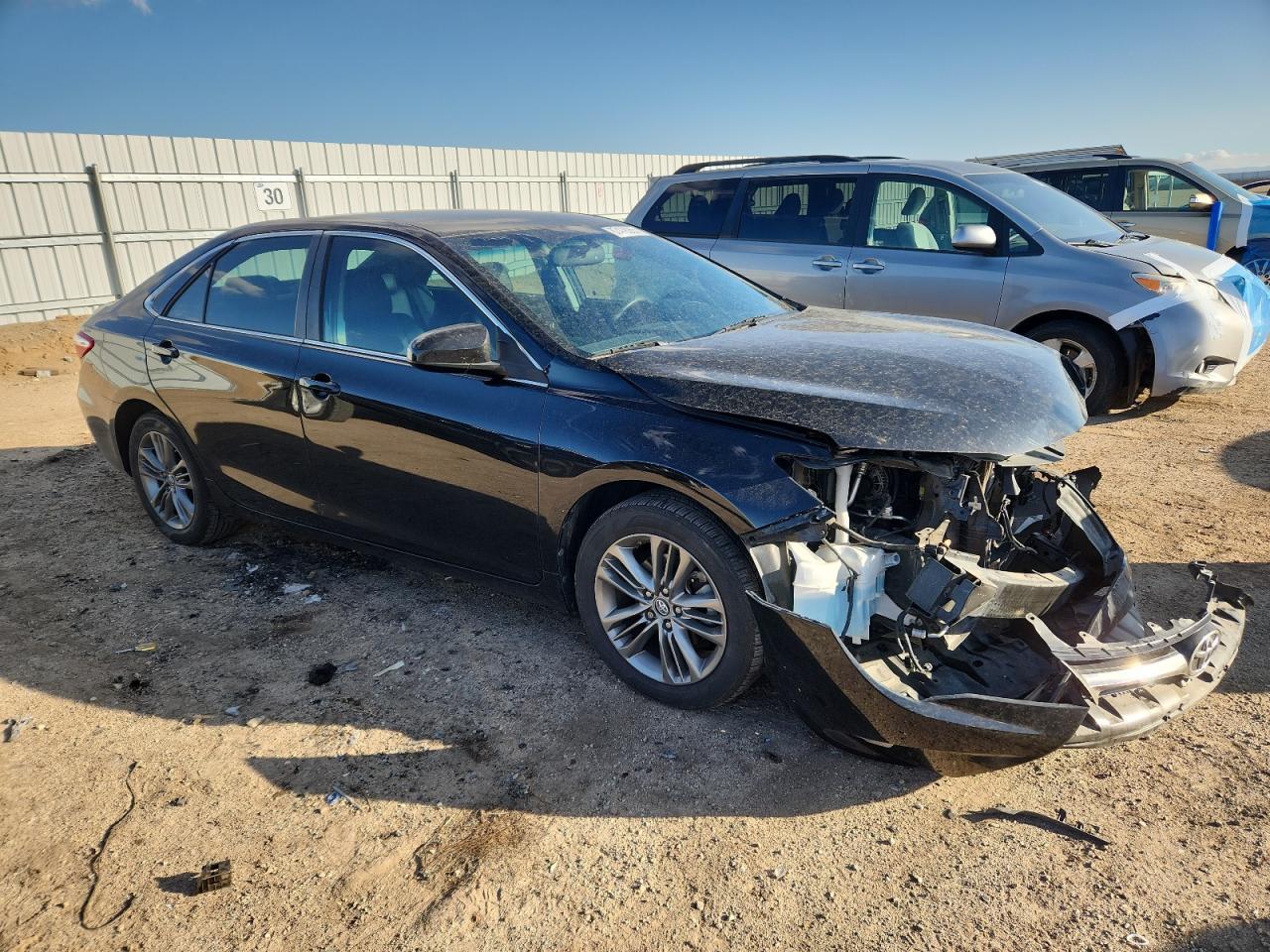 2016 Toyota Camry Le - Фото 4