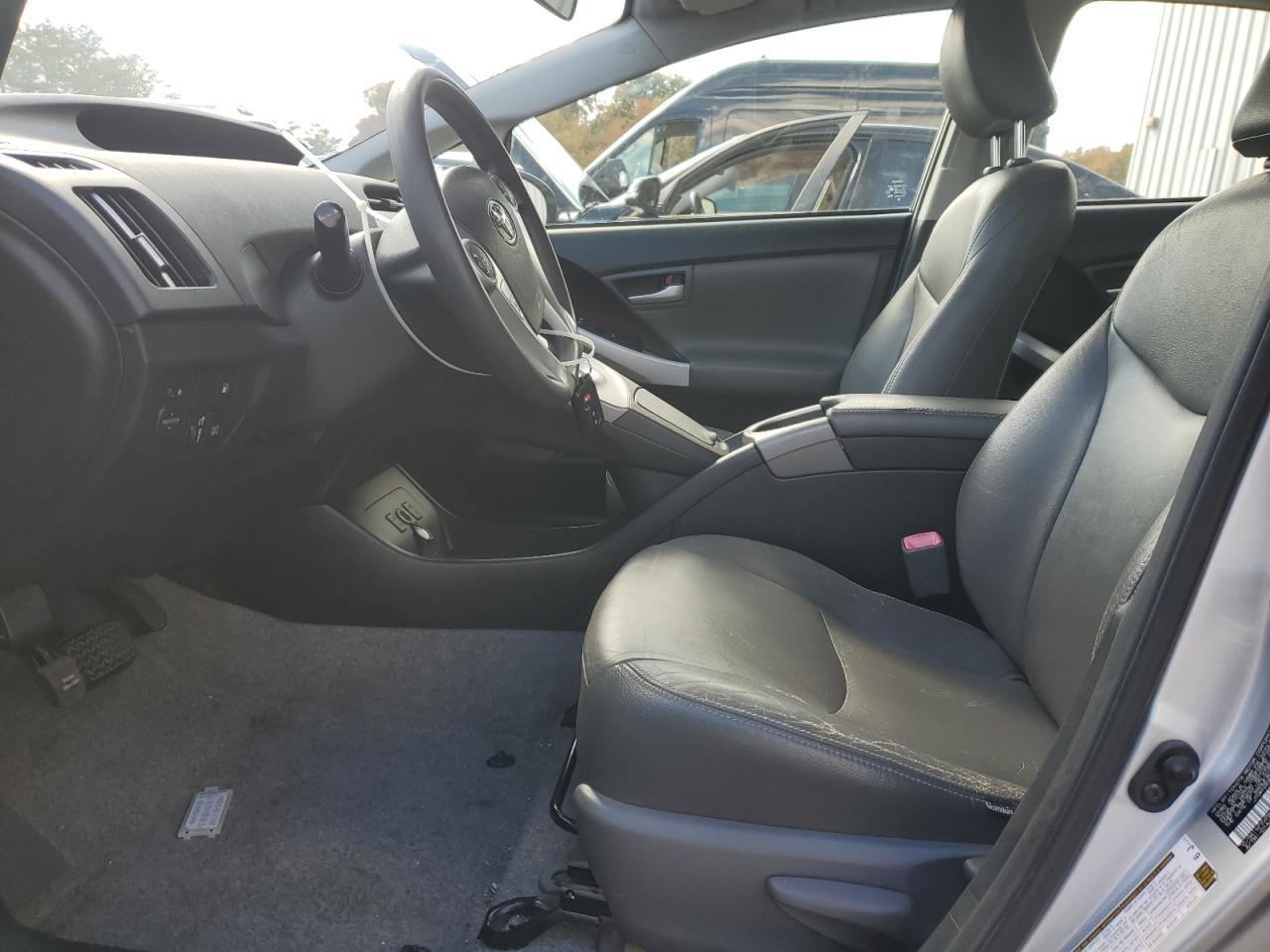 2012 Toyota Prius Plug-In - Фото 7