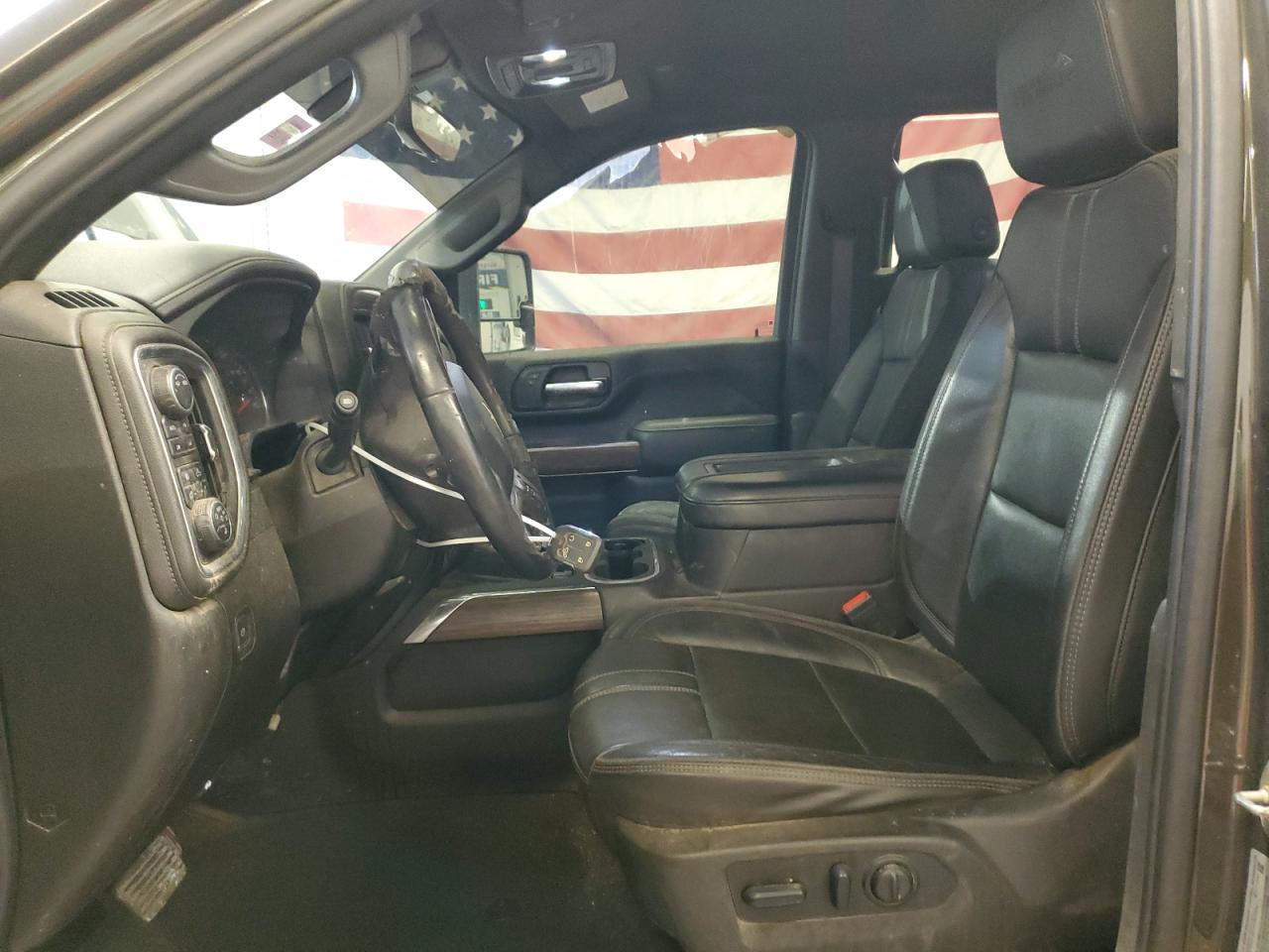 2022 Chevrolet Silverado K3500 High Country - Фото 7