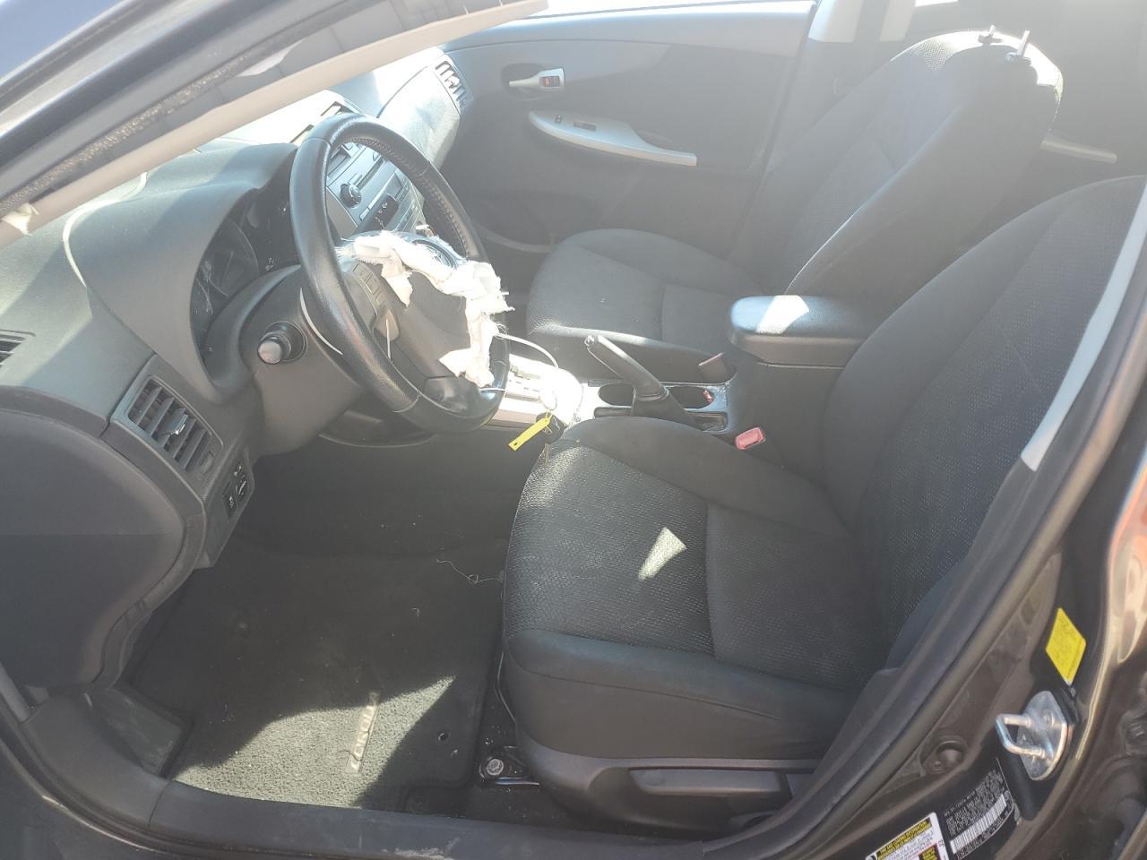 2010 Toyota Corolla Base - Фото 7