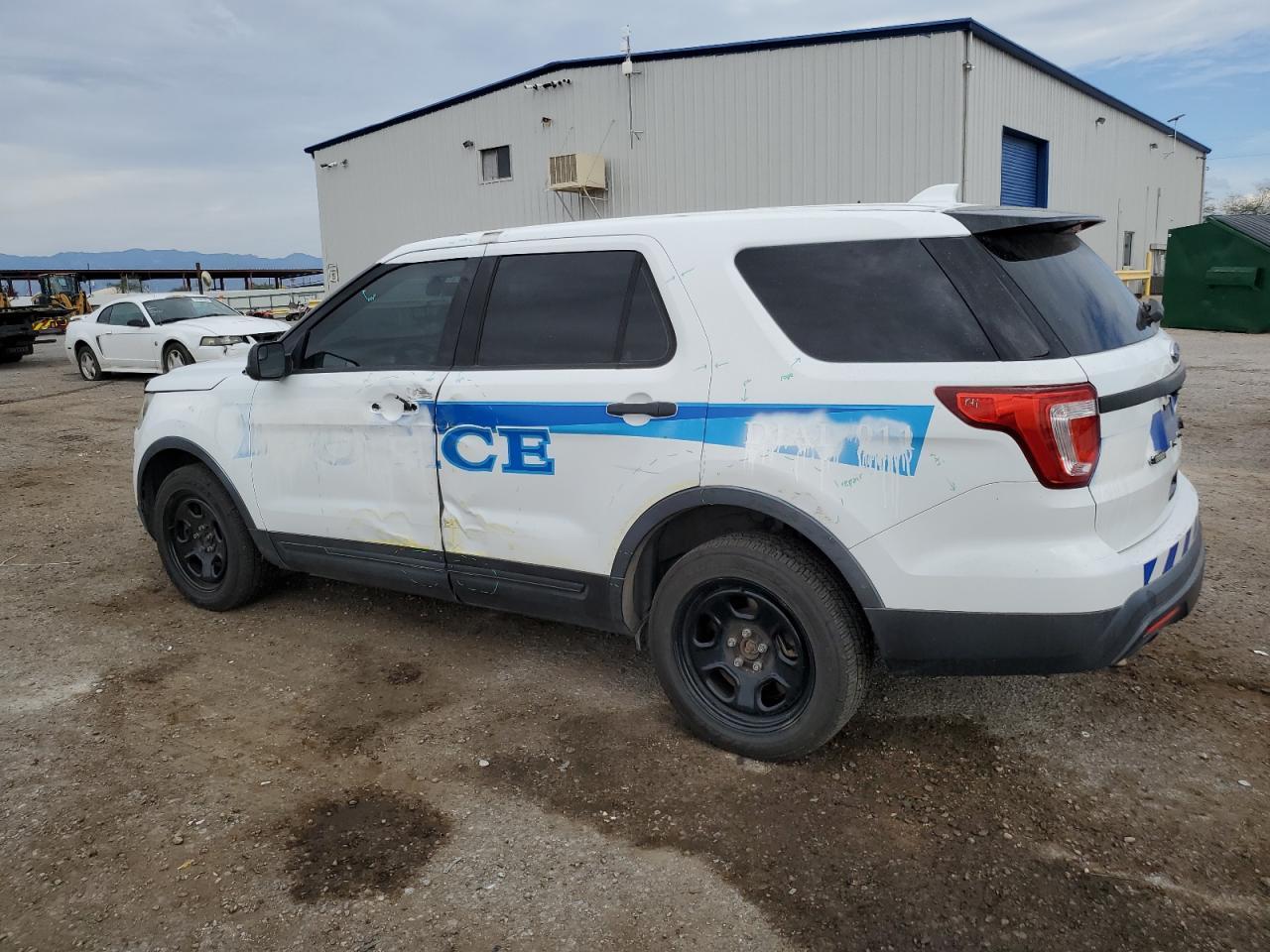 2016 Ford Explorer Police Interceptor - Фото 2