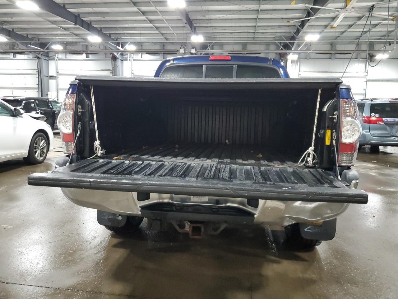 2013 Toyota Tacoma Double Cab - Image 6