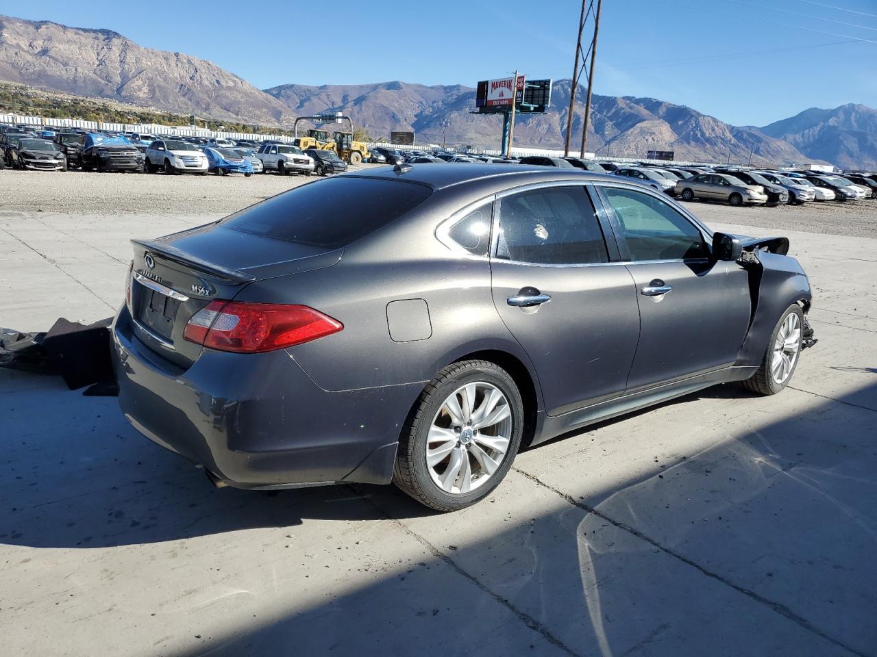 2011 Infiniti M56 X - Фото 3
