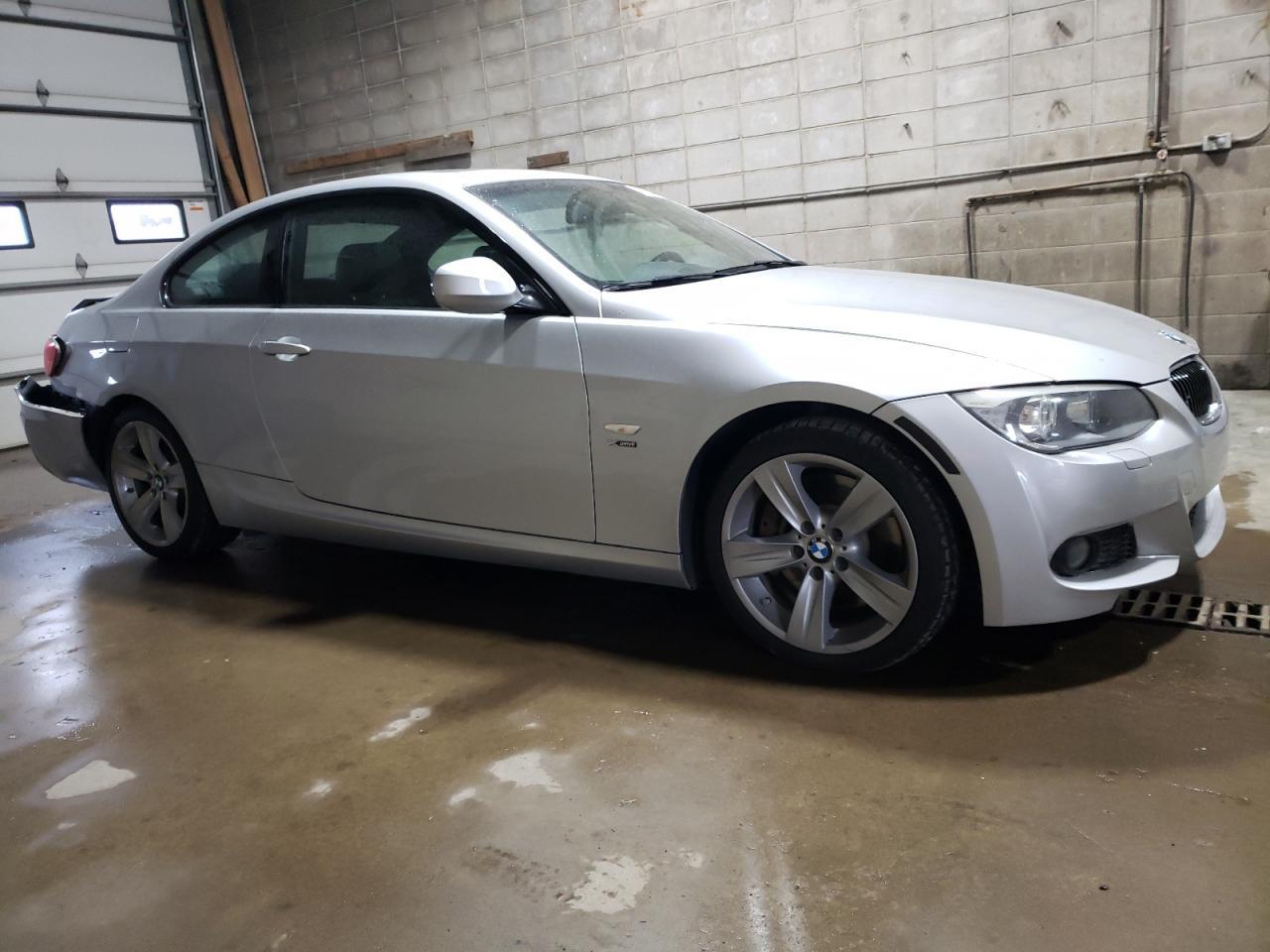 2013 BMW 335 Xi - Фото 4