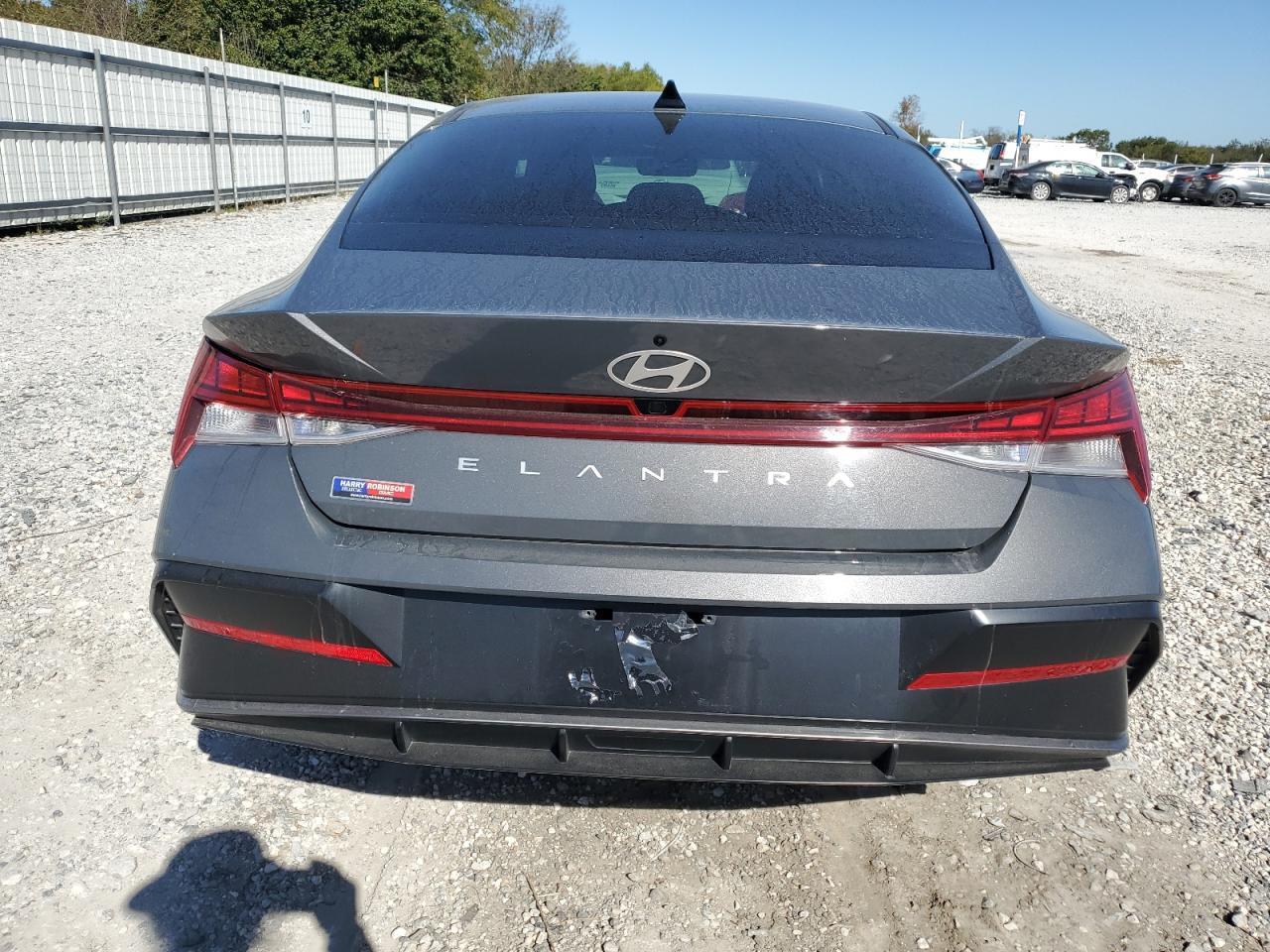 2025 Hyundai Elantra Sel - Фото 6