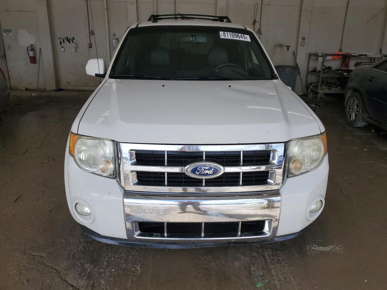 2011 Ford Escape Limited - Фото 5