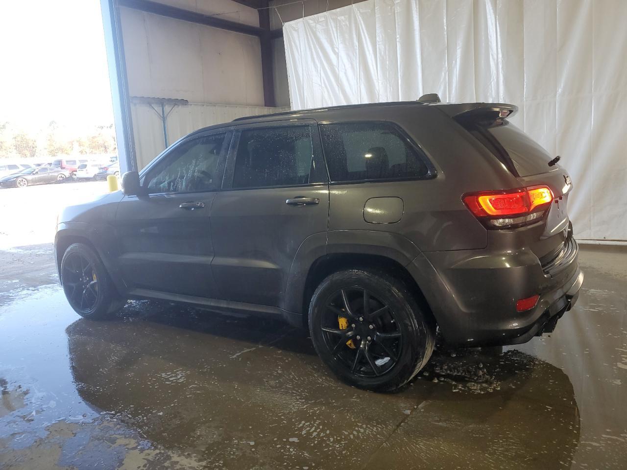 2021 Jeep Grand Cherokee Trackhawk - Фото 2