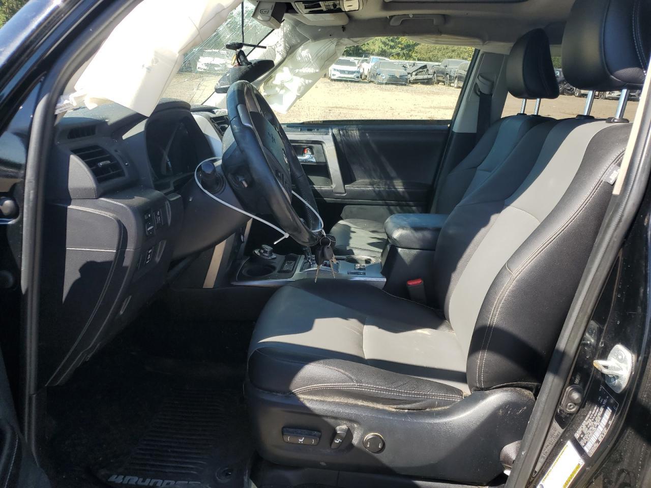 2016 Toyota 4Runner Sr5/Sr5 Premium - Image 7