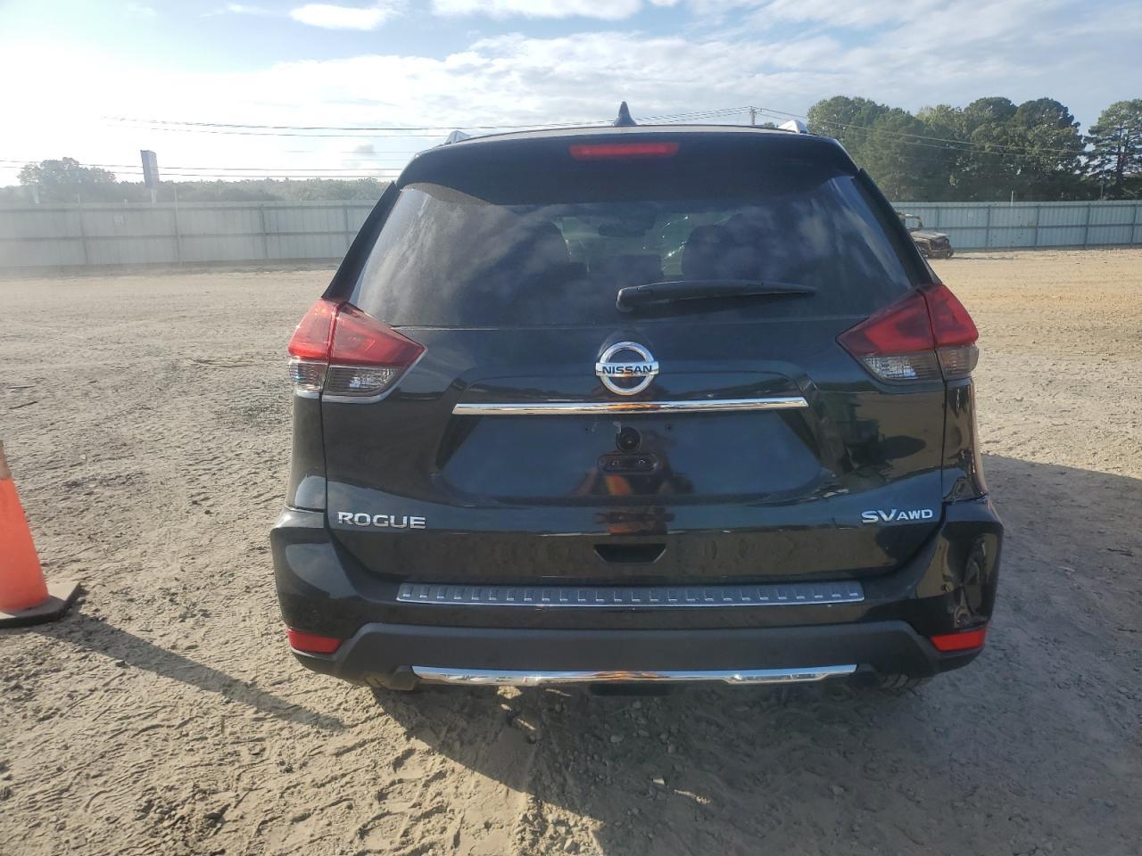 2020 Nissan Rogue S - Фото 6