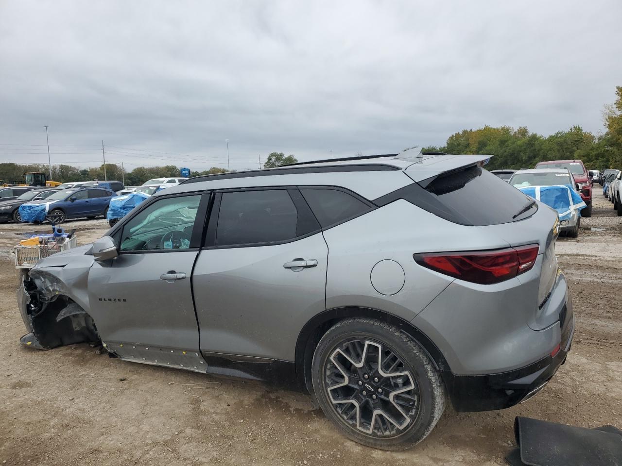 2024 Chev Blazer Rs - Фото 2