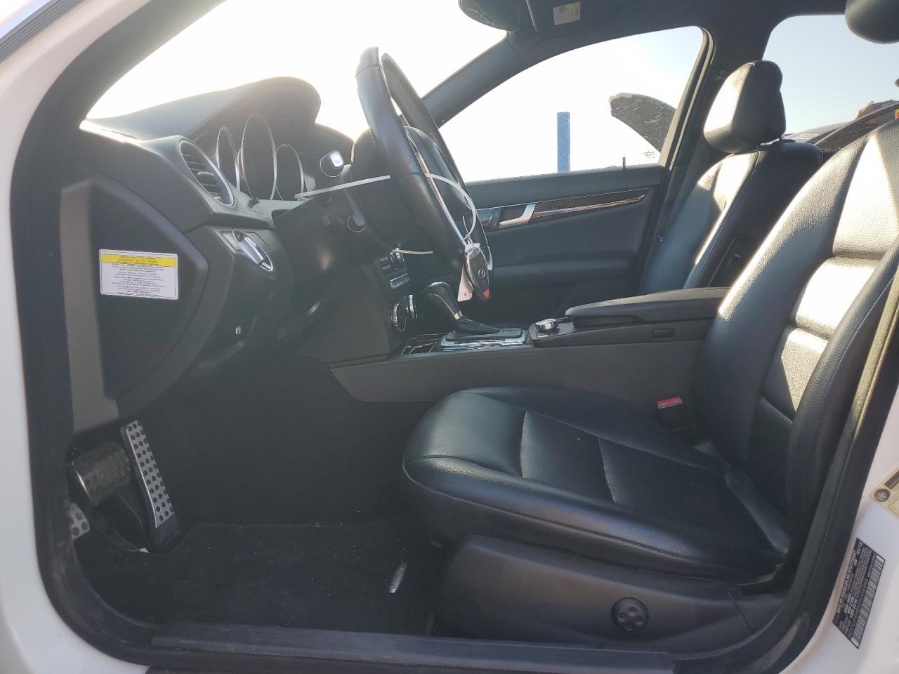 2014 Mercedes-Benz C 250 - Фото 7