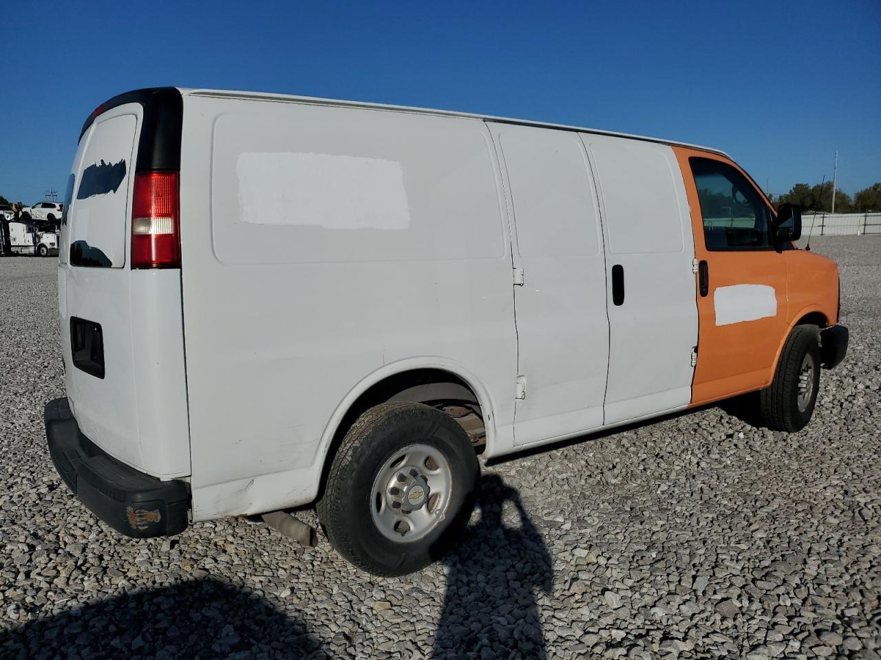 2013 Chevrolet Express G2500 - Фото 3