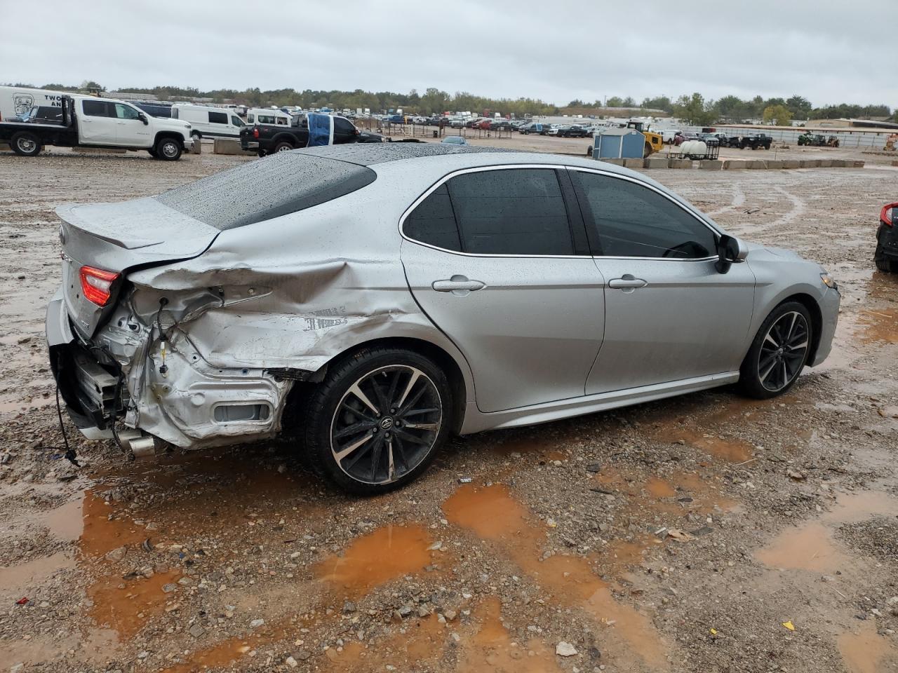 2018 Toyota Camry Xse - Фото 3