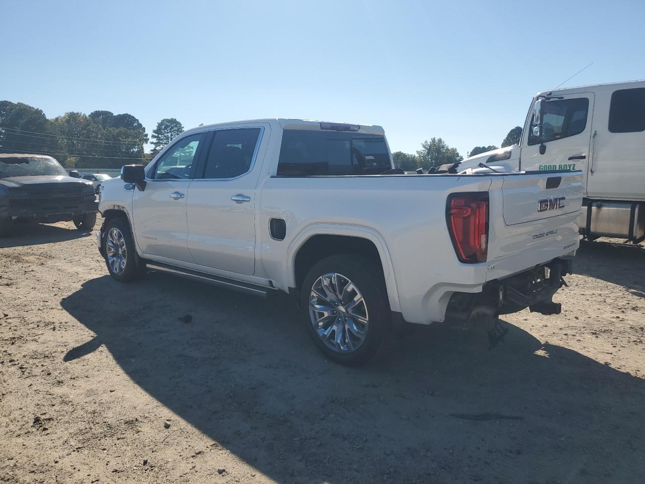 2024 GMC Sierra K1500 Denali - Фото 2