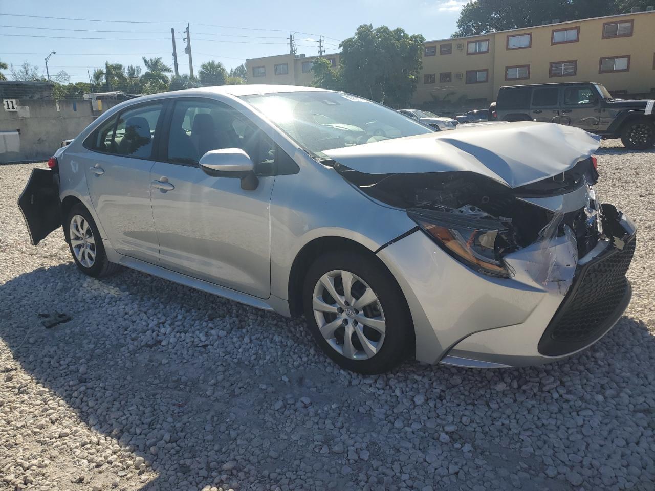 2022 Toyota Corolla Le - Фото 4