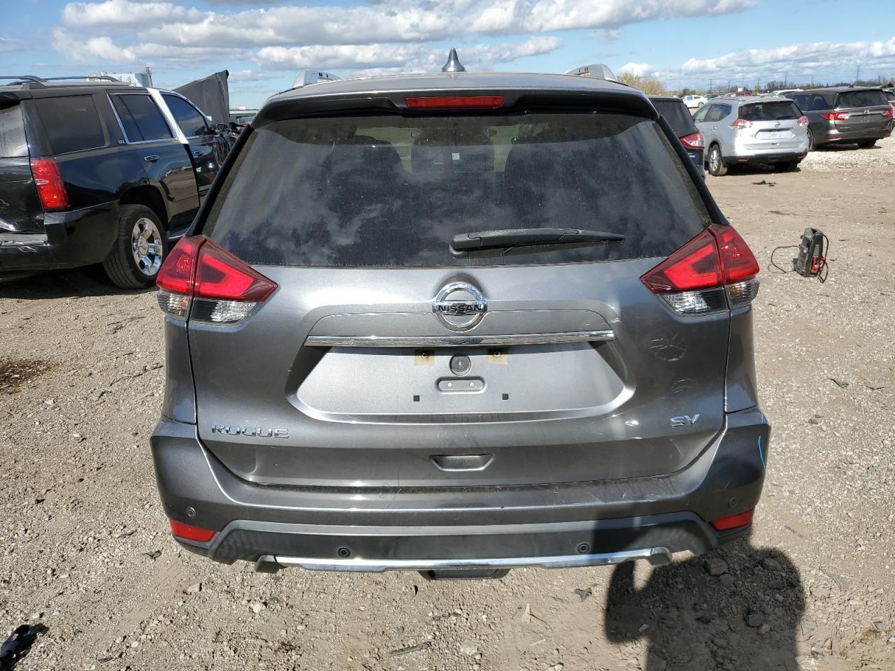 2020 Nissan Rogue S - Фото 6