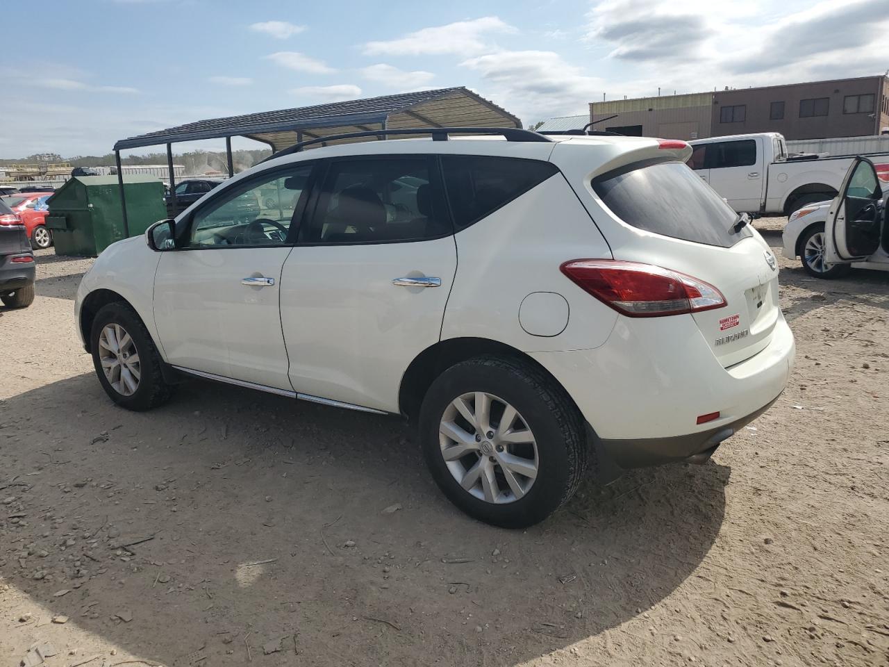 2011 Nissan Murano S - Фото 2