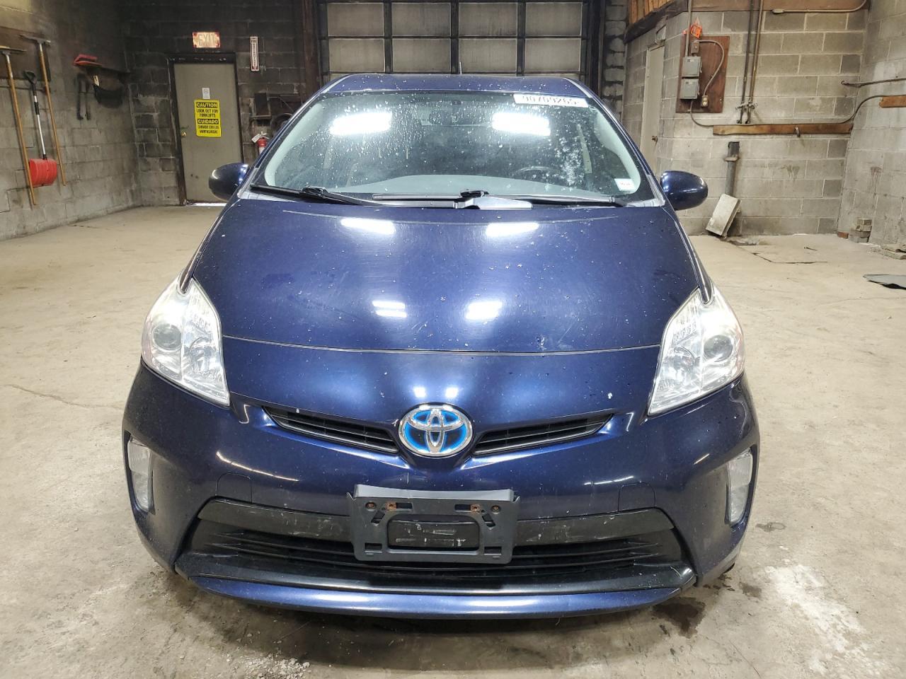 2015 Toyota Prius - Фото 5