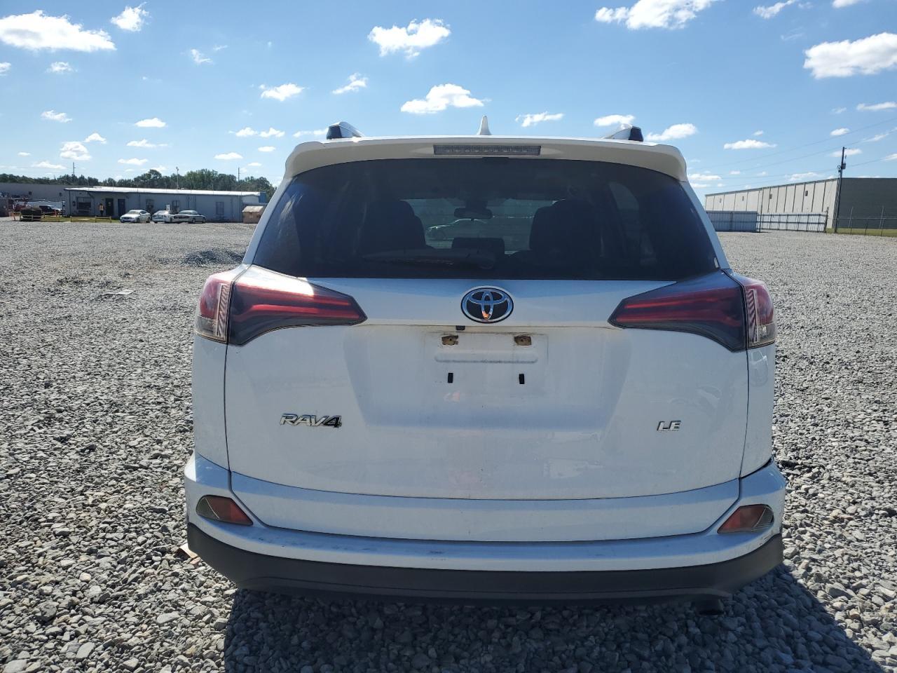2017 Toyota Rav4 Le - Фото 6
