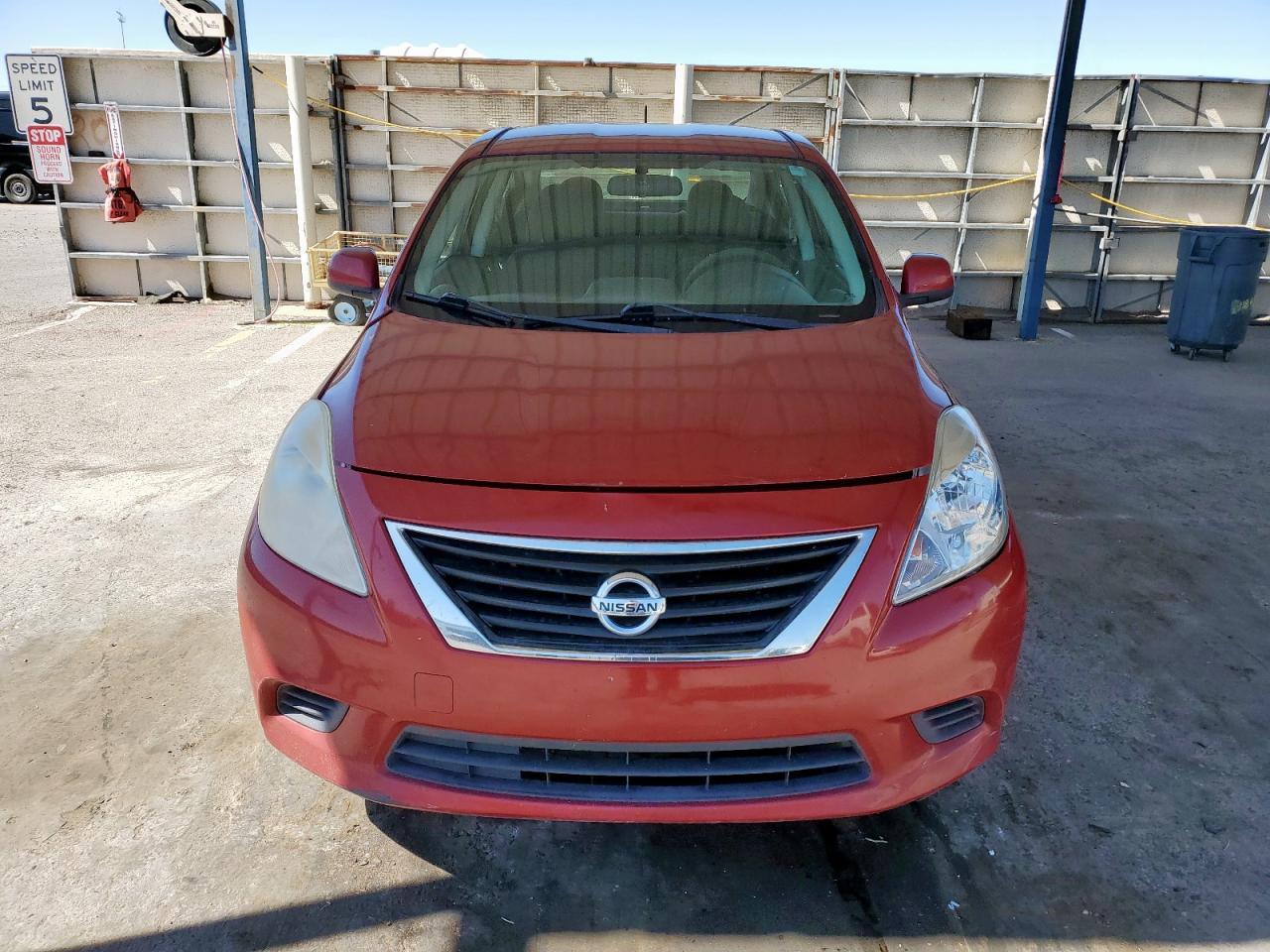 2013 Nissan Versa S - Фото 5